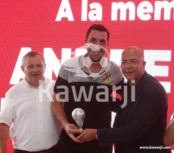 Hommage du Club Africain à André Nagy