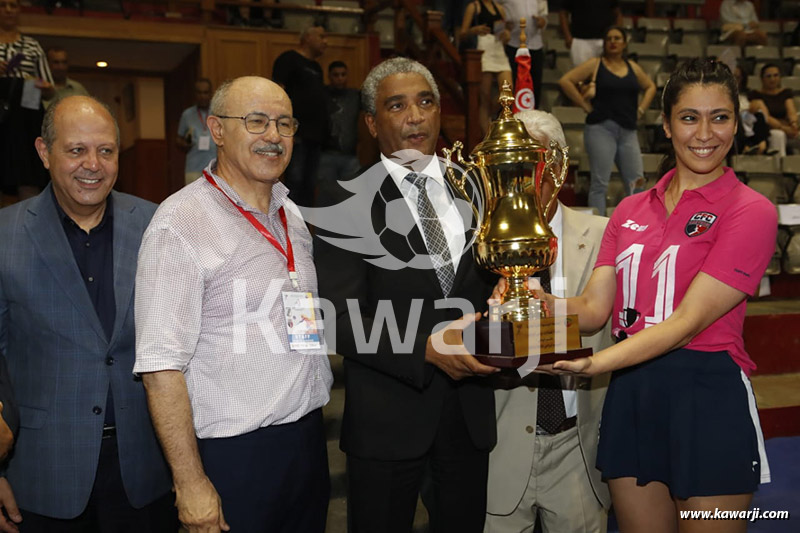 Volley-ball-Finale Dames : Club Sportif Sfaxien - CF Carthage 3-2