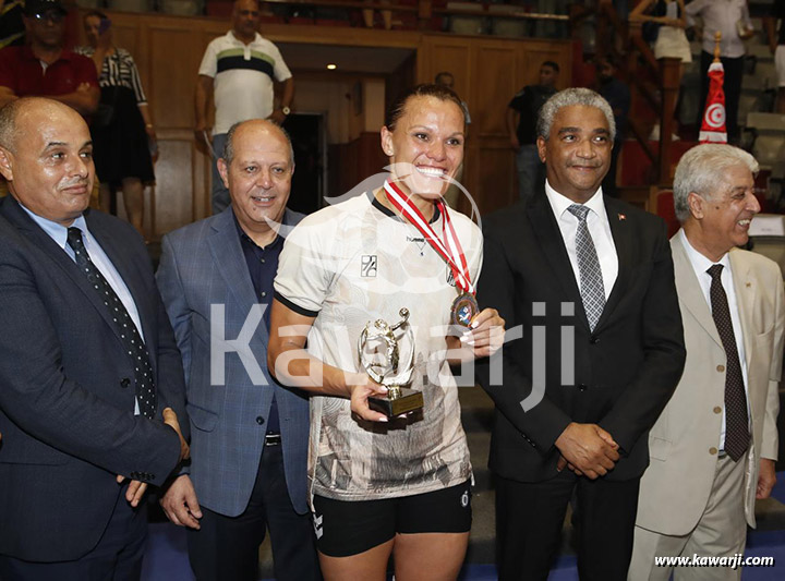 Volley-ball-Finale Dames : Club Sportif Sfaxien - CF Carthage 3-2