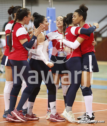 Volley-ball-Finale Dames : Club Sportif Sfaxien - CF Carthage 3-2