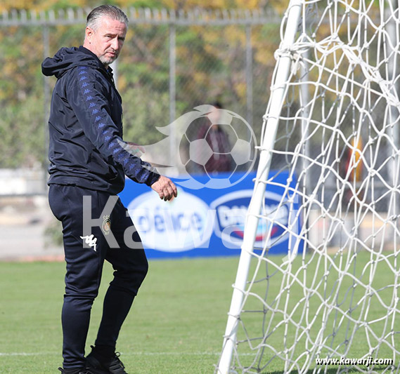 Espérance de Tunis : 1ère séance d'entrainement de Laurentiu Reghecampf