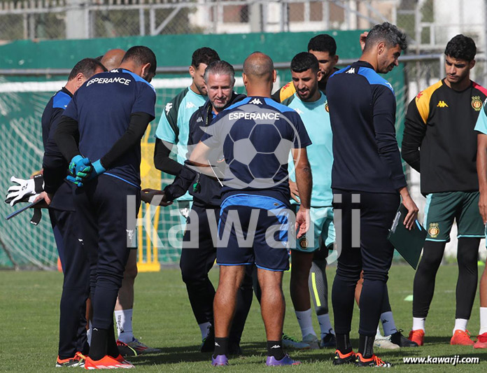 Espérance de Tunis : 1ère séance d'entrainement de Laurentiu Reghecampf