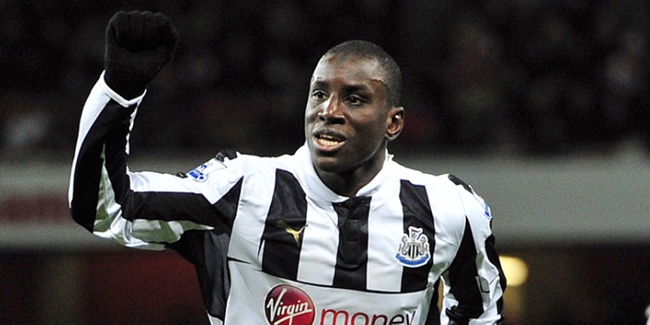 Demba Ba officiellement nouveau joueur de Chelsea